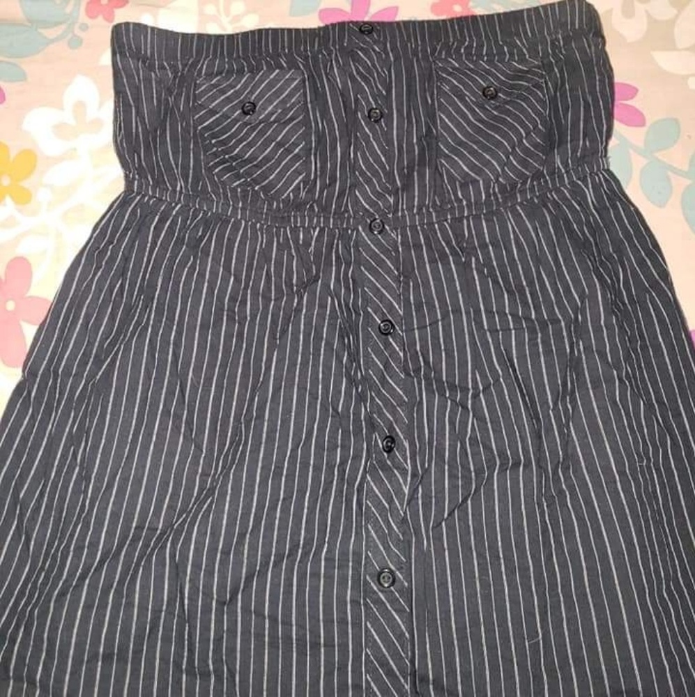 Peplum style strapless top